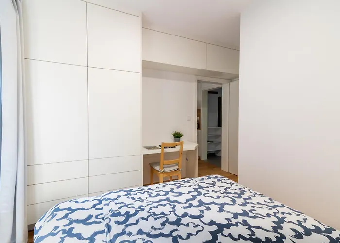 아파트 Na Oblacku *